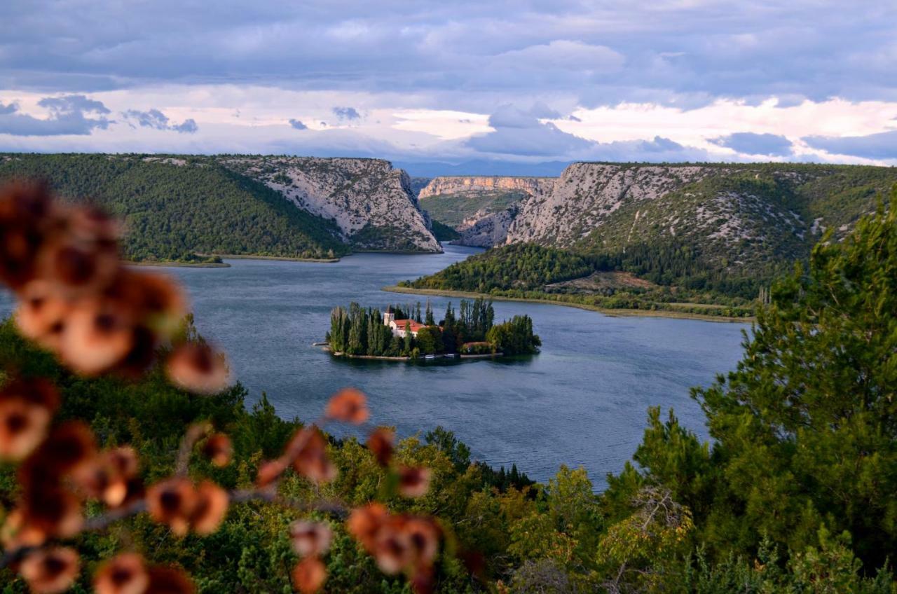 Samodol Villa Drinovci Екстериор снимка